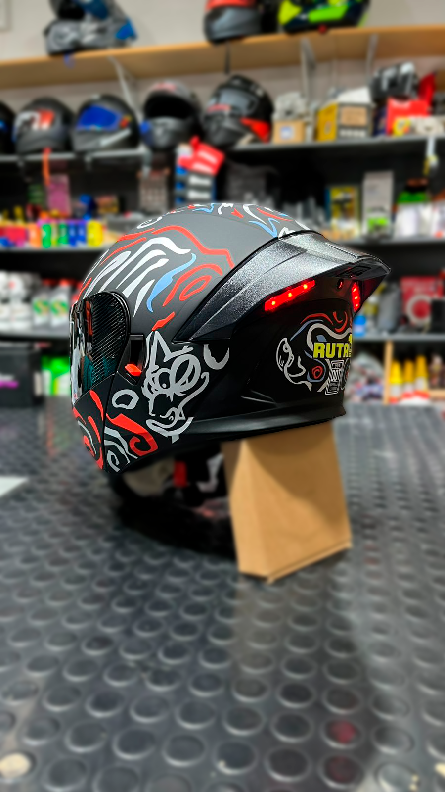 CASCO PREMIUM RUTA 1 (con luces): imagen 8