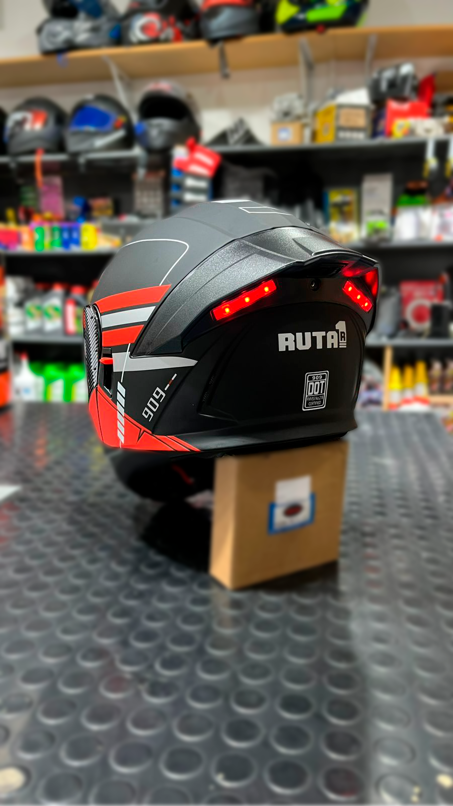 CASCO PREMIUM RUTA 1 (con luces): imagen 5
